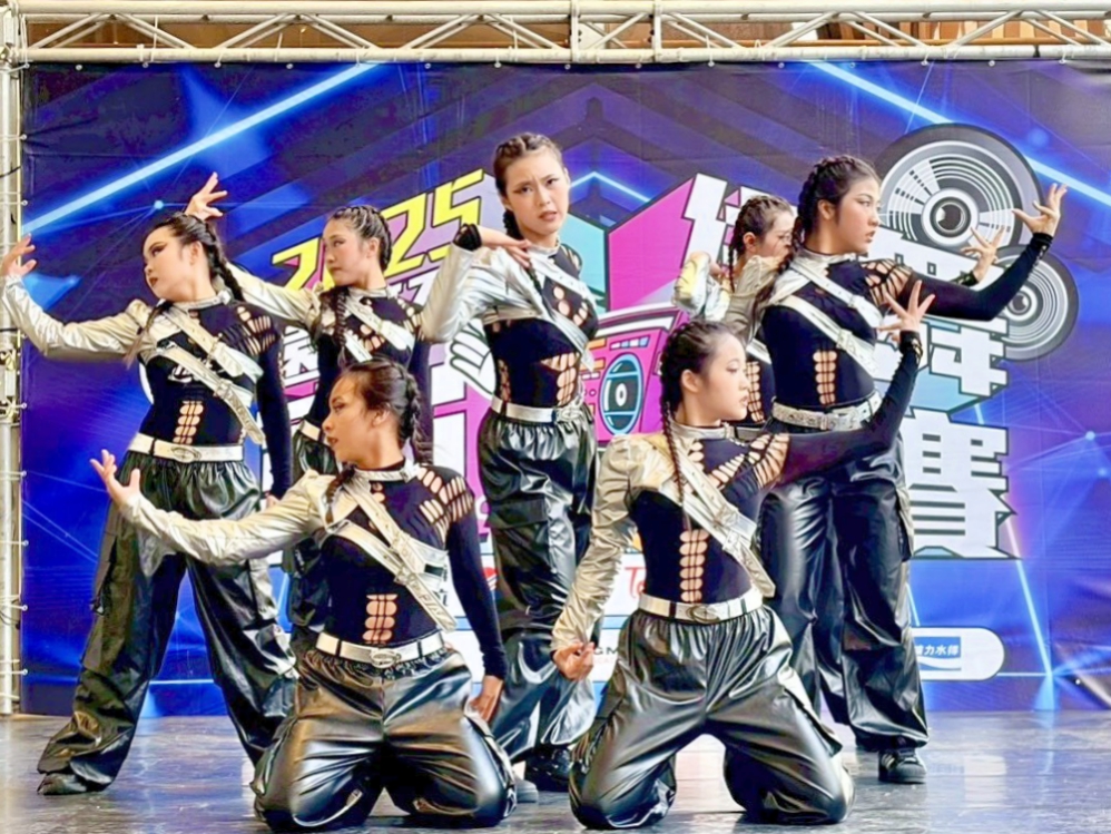 36 - 報新聞 Mega News 36