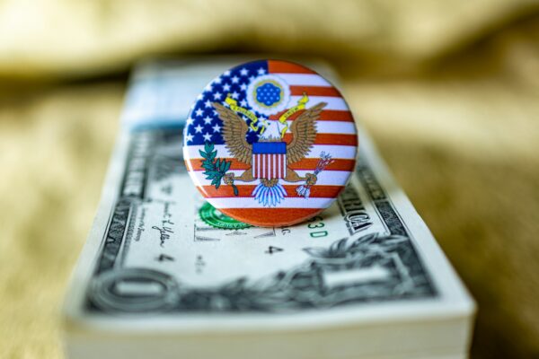 降息效應發酵!長天期美債ETF報酬全面翻正 00768B奪人氣冠軍 3 20251102221327 83 600x400 1