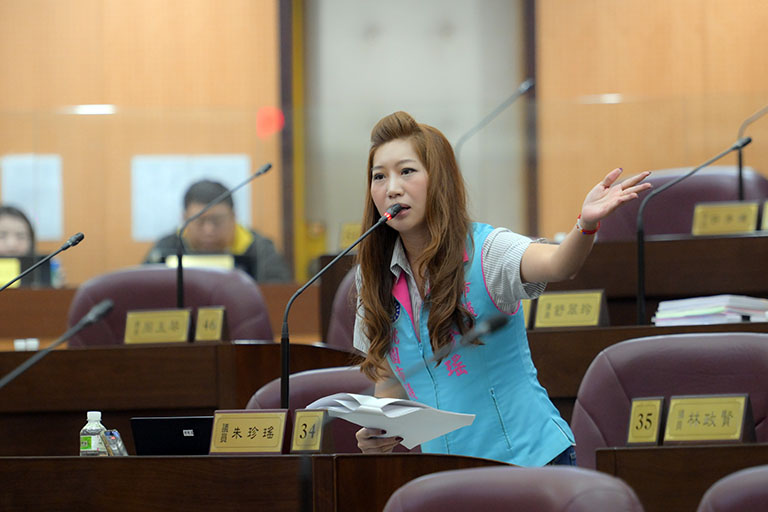 市立醫院與八德社會住宅進度 朱珍瑤議員盼加速落實市民需求 2 20251105192351 84a87678