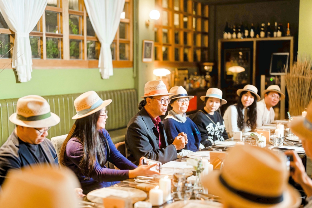 15 - 報新聞 Mega News 15