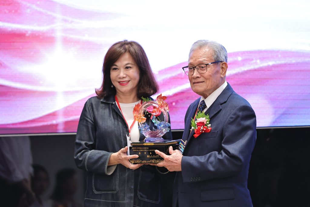 S 459358218 1024x683 1