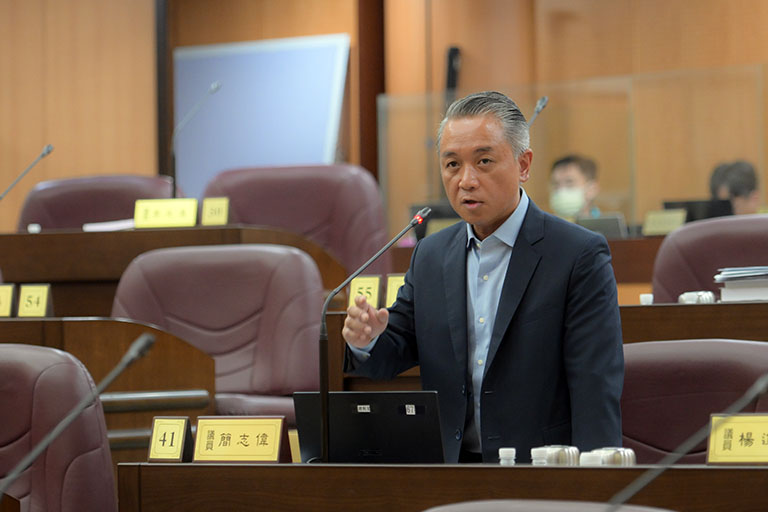 原民人口增長與成本齊升 簡志偉議員籲市府加大預算支持原鄉 2 20251106174448 37c7b77e