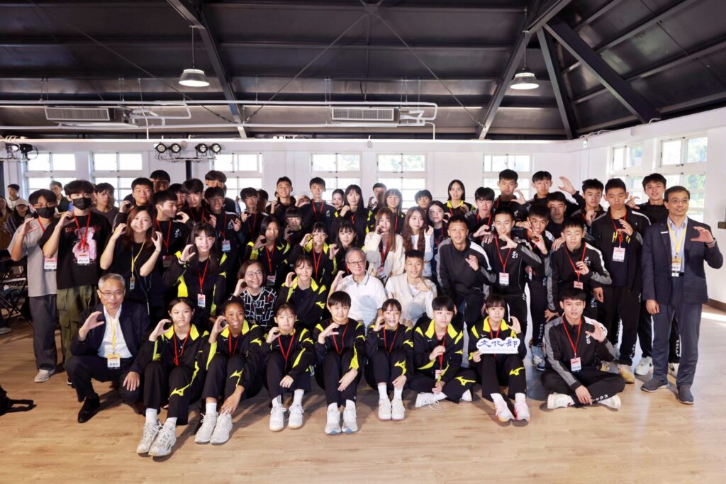 遠洋合作正式啟航 文化幣、青春動滋券雙重加碼送 文化部長李遠、運動部長李洋盼文化、運動陪伴青年一起「動滋!動滋」 12 6 3 1024x683 1