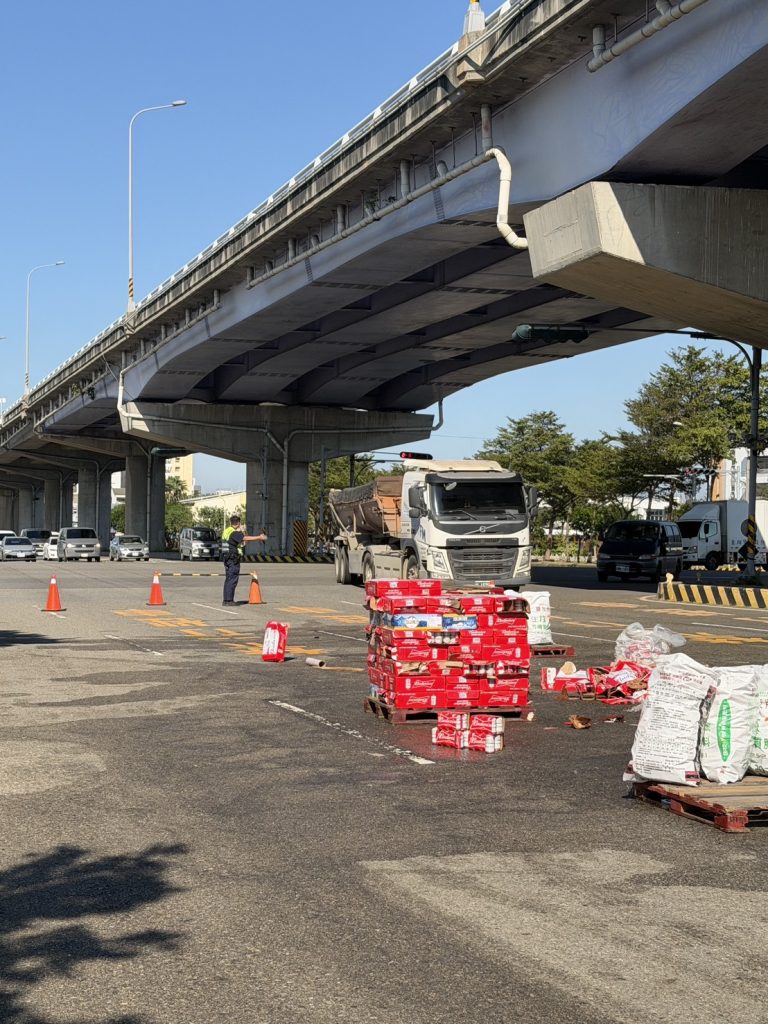 1004588 - 報新聞 Mega News 1004588 768x1024 1