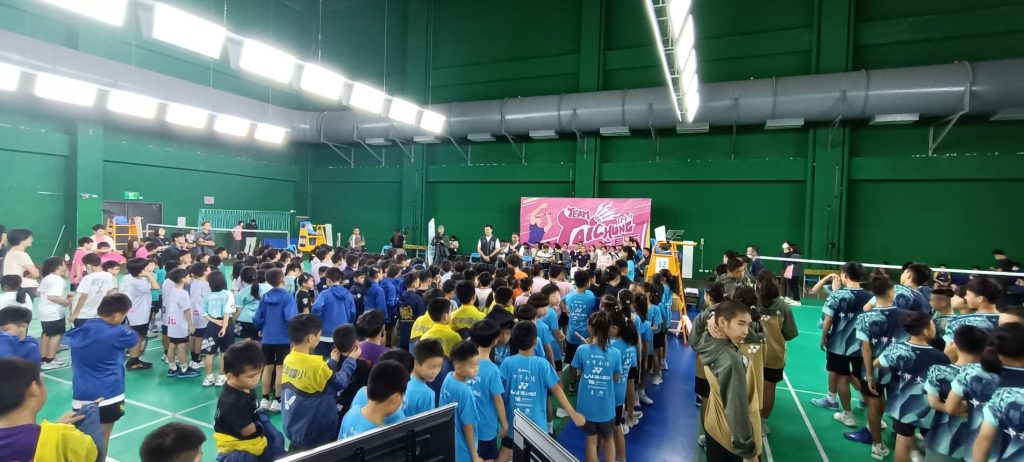 1762834143071 1024x462 1