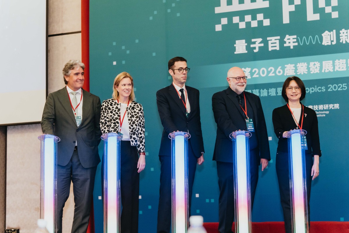 3d1f39b9 e15e 43c9 924e 563f0efe3d01 176301925704815240503241880