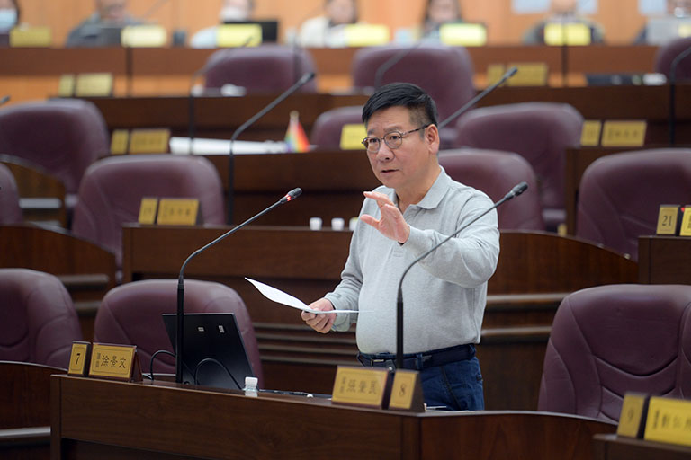 20251113190438 5e91bd3c