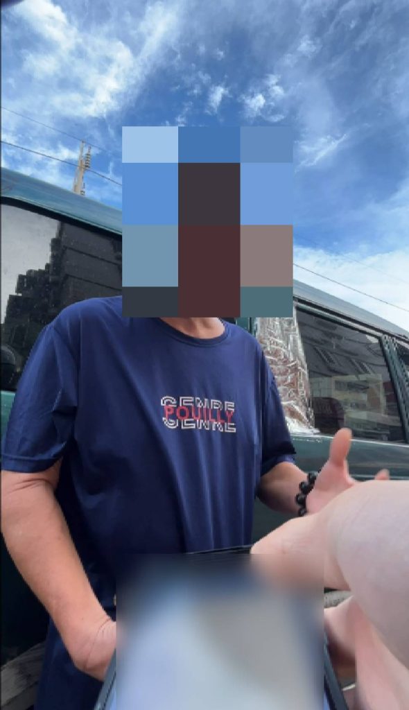 S 463077411 0 590x1024 1