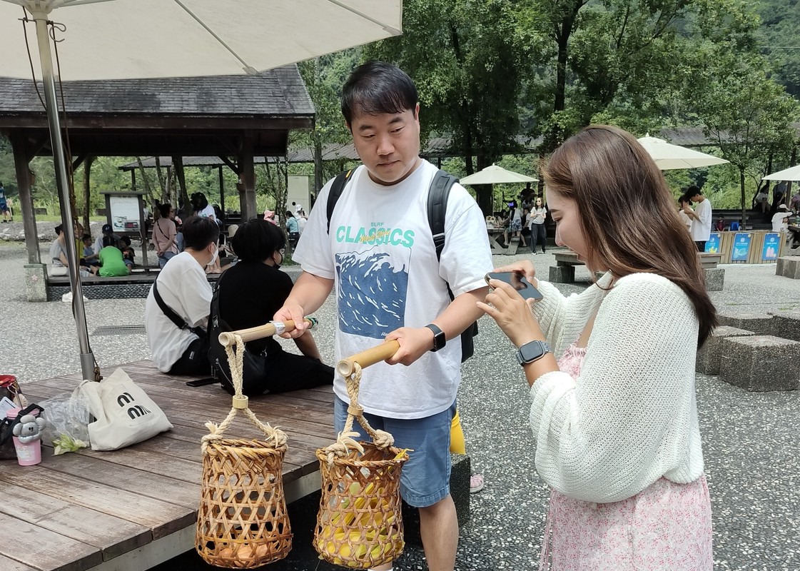 1c999ba1 f638 4715 9a45 a57c423ddb36