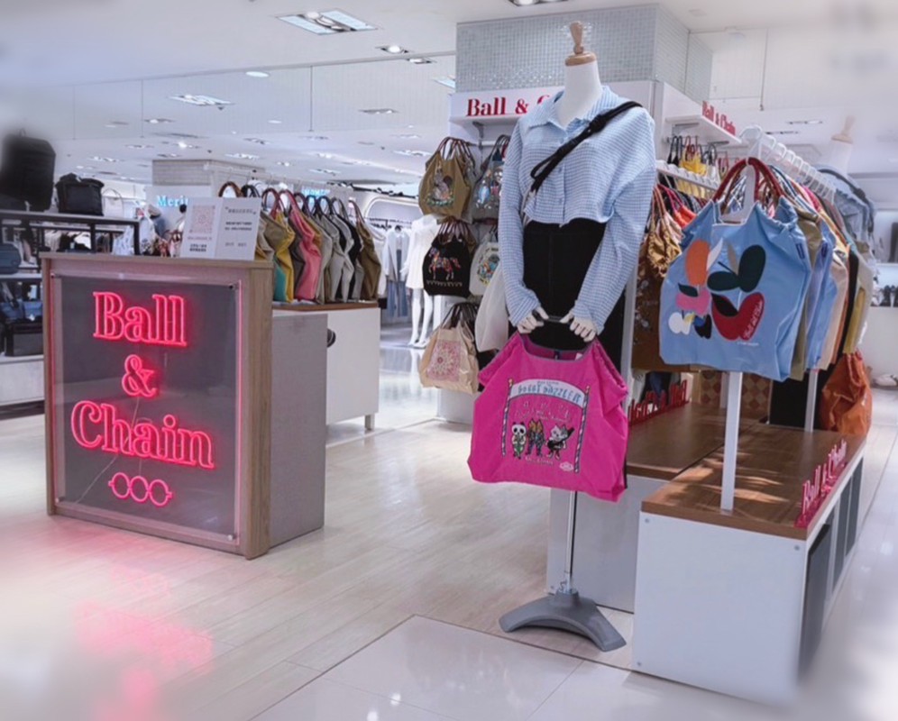 Ball & Chain台灣首間獨立店亮相!新光三越站前店2F登場 繽紛刺繡新作同步上市 6 cb77215c 5b60 4e87 81f4 6443a664edc1
