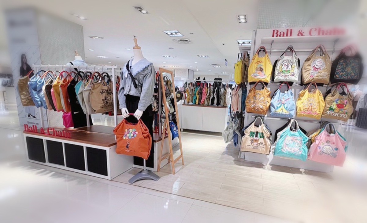 Ball & Chain台灣首間獨立店亮相!新光三越站前店2F登場 繽紛刺繡新作同步上市 7 cb77215c 5b60 4e87 81f4 6443a664edc1 176314657779216379703498230