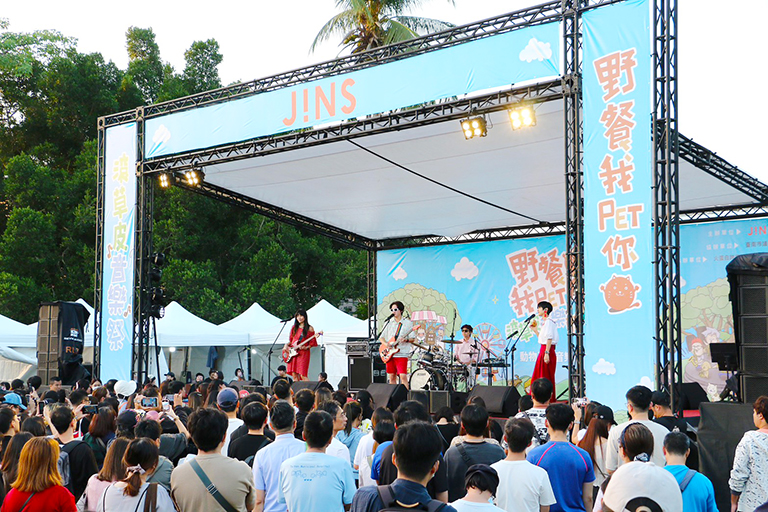 JINS滾草皮音樂祭萌翻! 湧3000人來野餐 10 20251115232159 34cbbc84