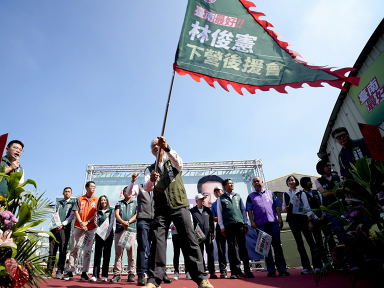 20251116003045 0eb85dab