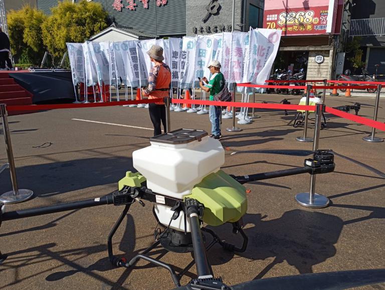 彰化隊翻轉彰化~擺脫低薪命運! 林世賢宣示打造彰化人的驕傲 8 20251116195002 6d4d68c9