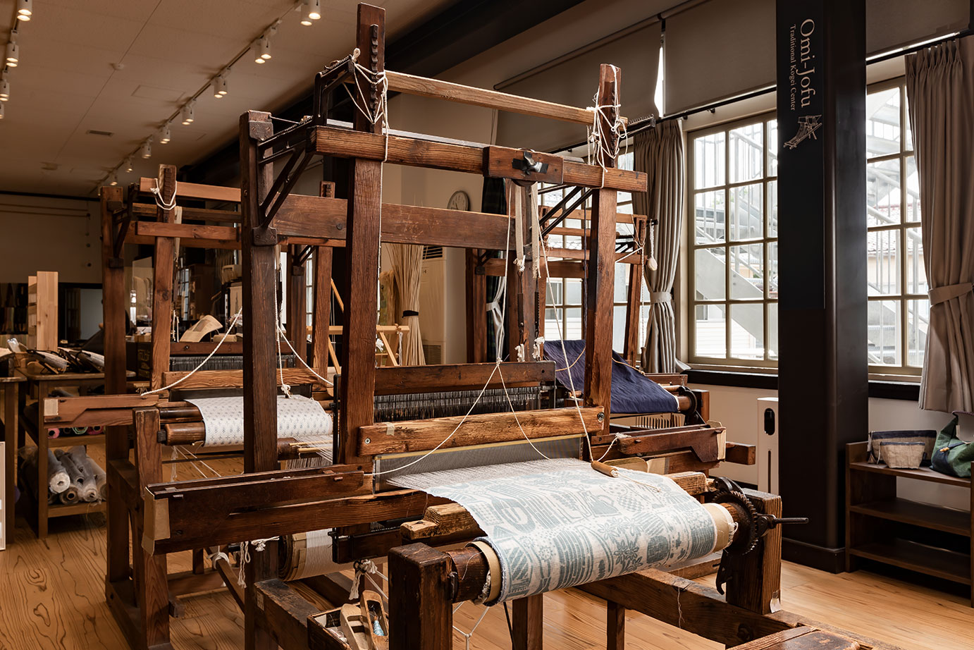 - 報新聞 Mega News 02 %E8%BF%91%E6%B1%9F%E4%B8%8A%E5%B8%83