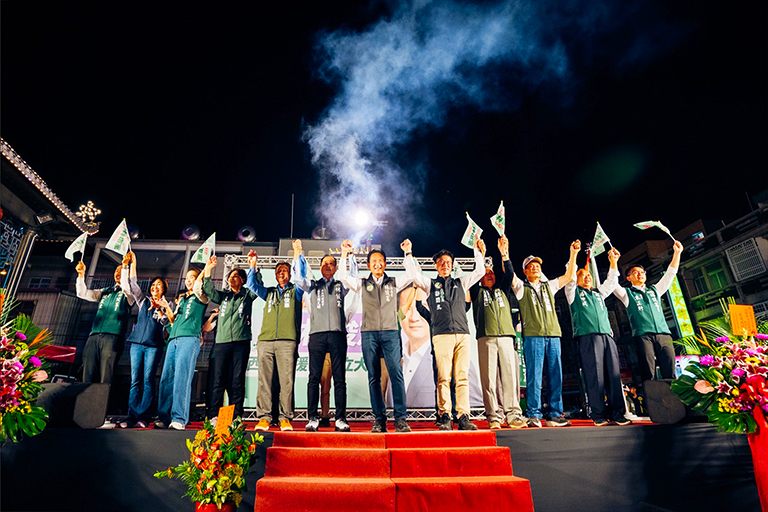 林俊憲西港後援會成立 丹娜絲受災戶現身支持 13 20251116231617 9379ecf6