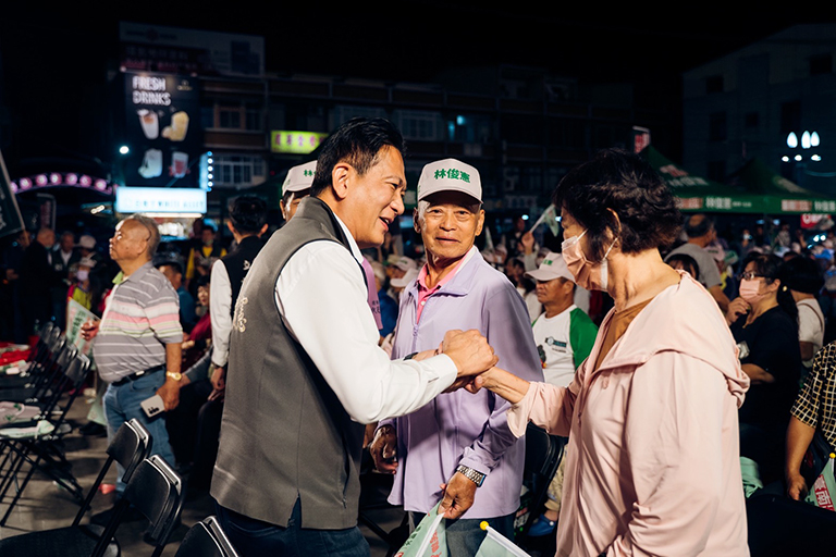 林俊憲西港後援會成立 丹娜絲受災戶現身支持 22 20251116232351 935920c4