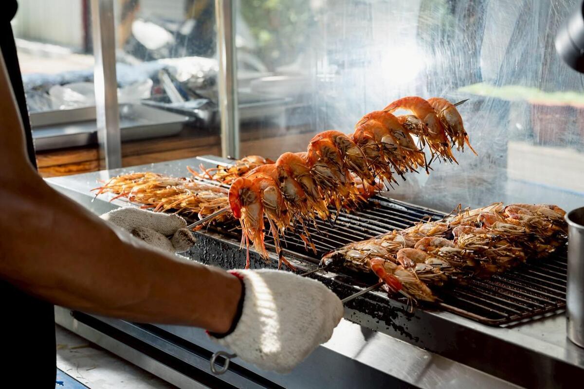 高雄烤肉外燴推薦:行動餐車直送 炭火香氣滿桌聚餐更省心! 18 ef04cea6 5298 4819 aa88 db883532ace4 176337290469655477602159132