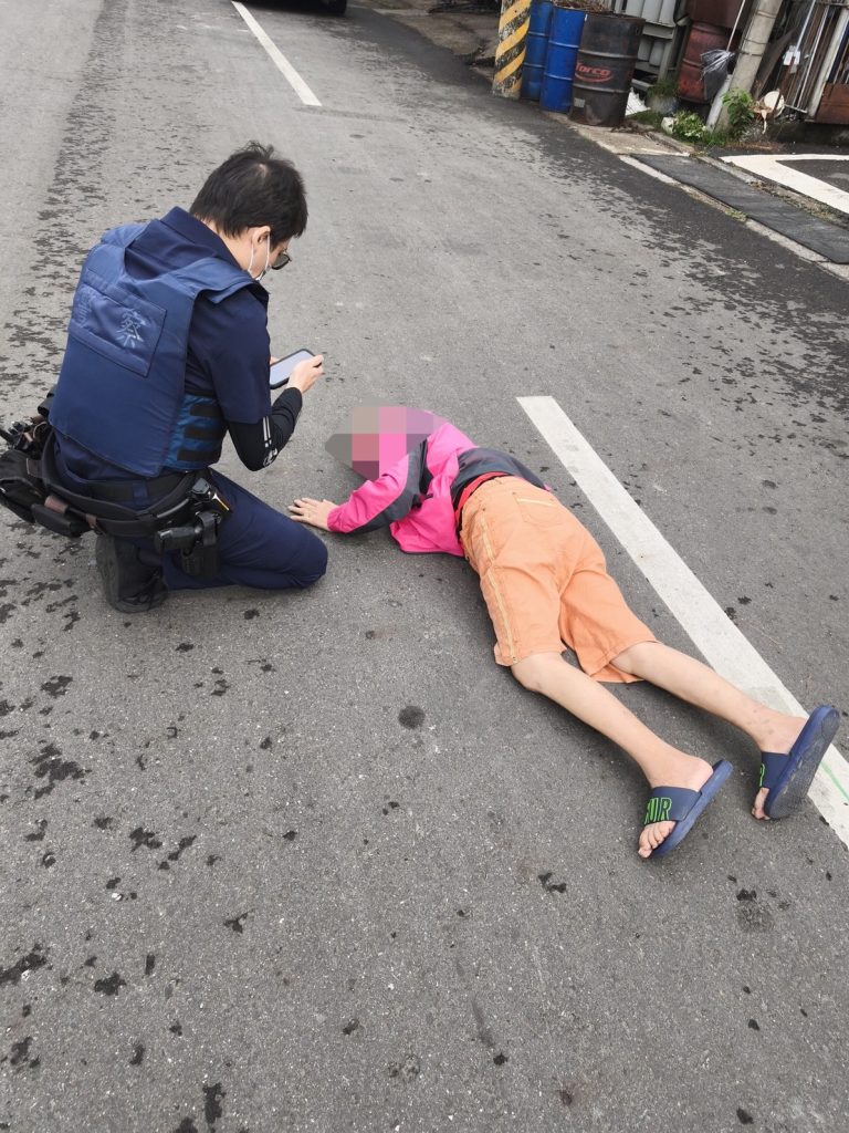 S 465436678 0 768x1024 1