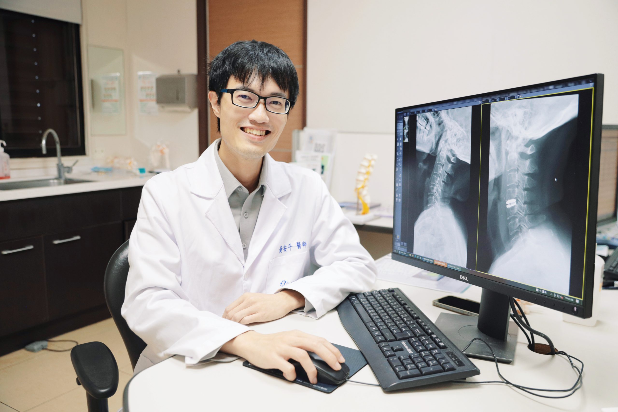 %E7%BE%85%E6%9D%B1%E5%8D%9A%E6%84%9B%E9%86%AB%E9%99%A2%E8%84%8A%E6%A4%8E%E5%BE%AE%E5%89%B5%E4%B8%AD%E5%BF%83%E9%BB%83%E5%AE%89%E5%B9%B3%E9%86%AB%E5%B8%AB%E8%A1%A8%E7%A4%BA%E7%9B%AE%E5%89%8D%E9%86%AB%E5%AD%B8%E9%80%B2%E5%B1%95%E4%B8%8B%E5%B7%B2%E5%8F%AF%E9%80%8F%E9%81%8E%E4%BA%BA%E5%B7%A5%E9%A0%B8%E6%A4%8E%E9%96%93%E7%9B%A4%E7%BD%AE%E6%8F%9B 0 scaled 1