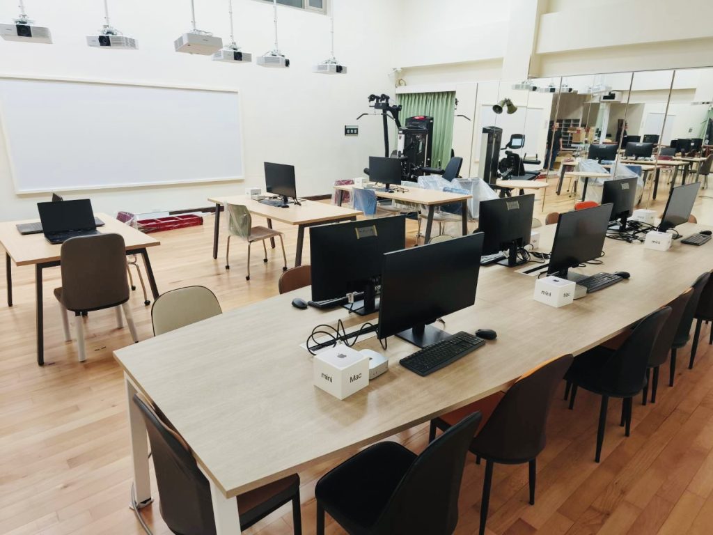 S 465895449 1024x768 1