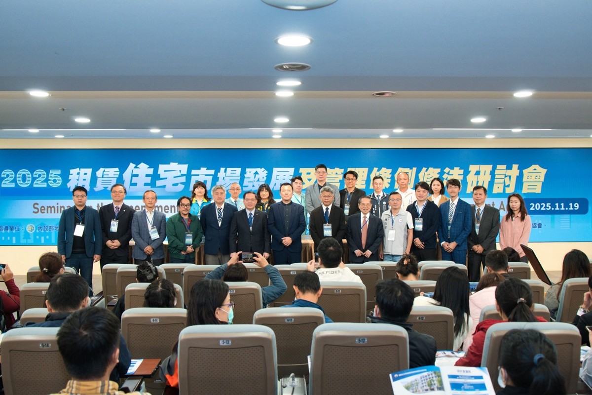 1031ebb8 1eaa 4f8b b4a7 55c674bc50c4