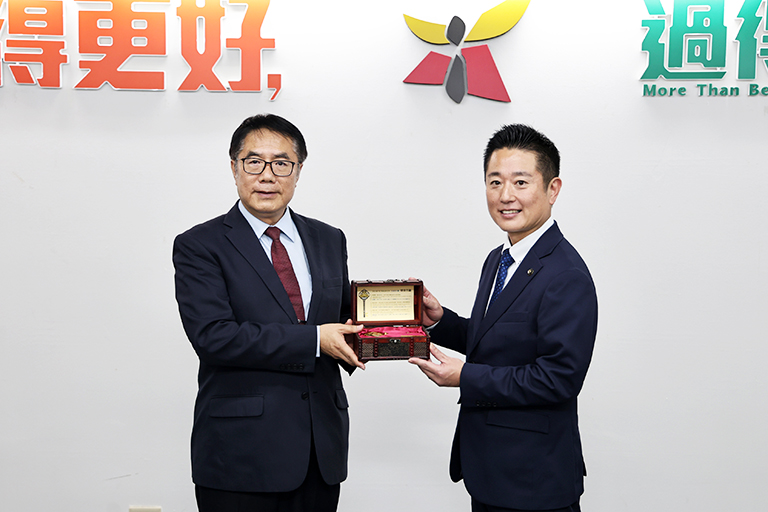 20251121003257 638d2b1f