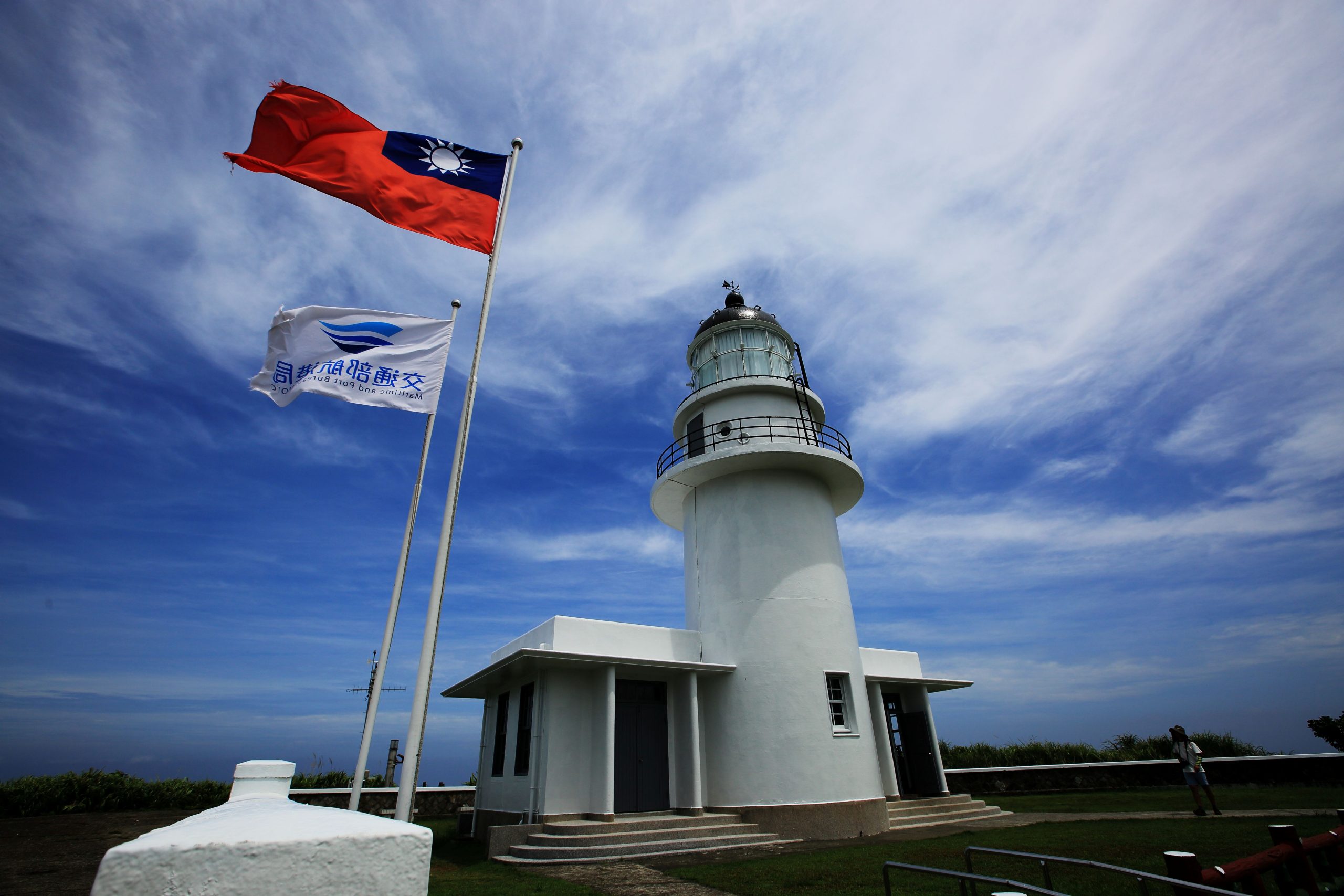 %E5%9C%962 %E4%B8%89%E8%B2%82%E8%A7%92%E7%87%88%E5%A1%94 scaled 1