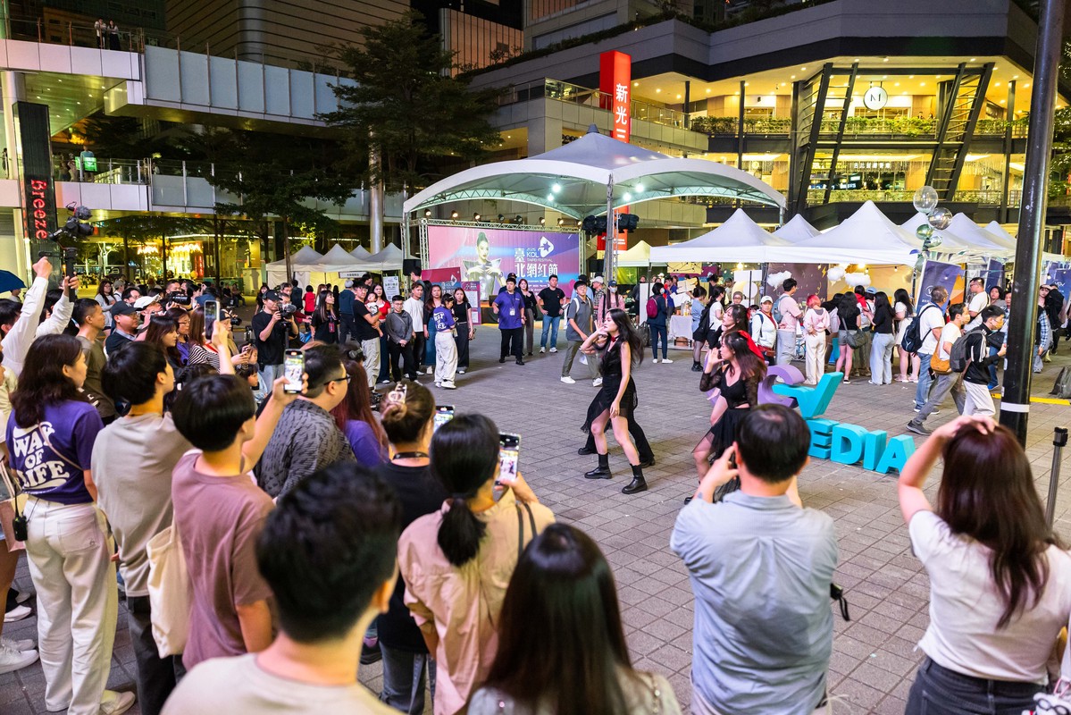 f22564d8 fbf5 4a4d 902b d7f18b43ad58 176372244741387757507228045