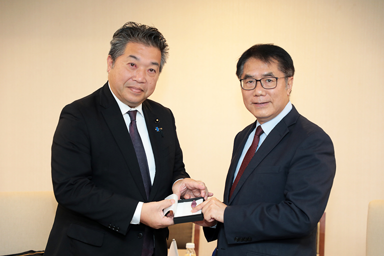 20251122002403 ceb522f6