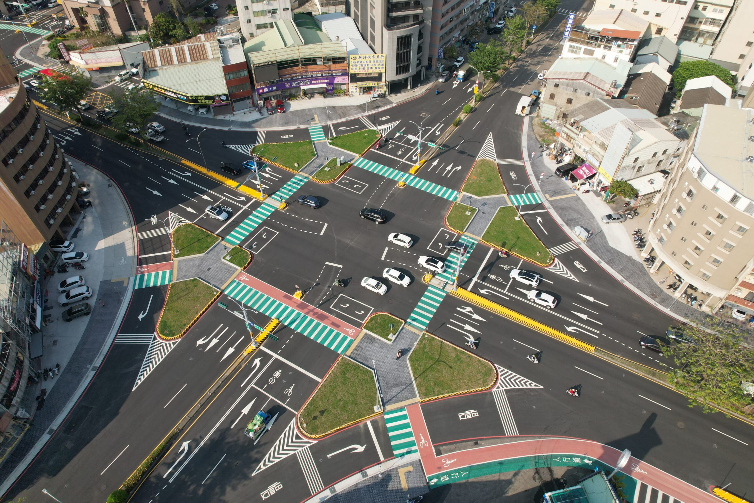 01 %E4%BA%BA%E8%A1%8C%E9%81%93%E9%81%A9%E5%AE%9C%E6%80%A7%E9%A3%86%E5%8D%87%E8%87%B383 %E4%B8%AD%E5%B8%82%E4%BA%BA%E6%9C%AC%E4%BA%A4%E9%80%9A%E6%94%B9%E5%96%84%E7%B8%BE%E6%95%88%E5%86%8D%E5%89%B5%E5%B7%94%E5%B3%B0 0 scaled