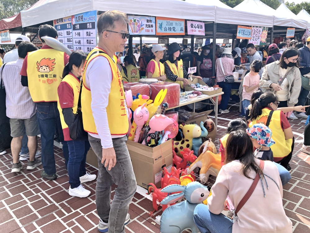 81B36163 87F4 44D8 9578 0F640B0F53BE Fotor