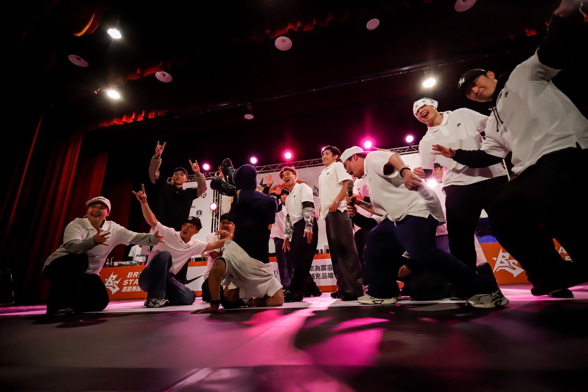 752f47ef 85bf 4337 b7ad f5bc018556b8 176397559599940735300462088