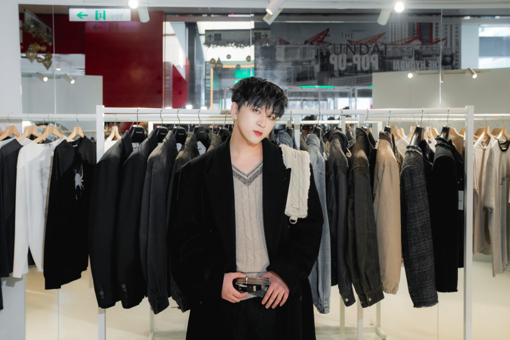 結構時尚新勢力來襲!韓 INSILENCE 邀人氣男團 U:NUS 昱廷展秋冬極簡實穿魅力 3 RDM0101 1024x683 1