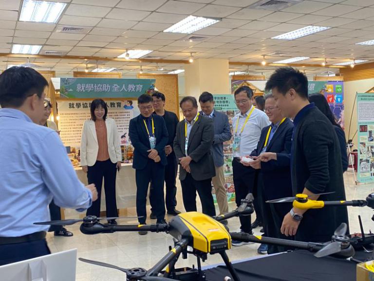 20251128141032 92b05f83