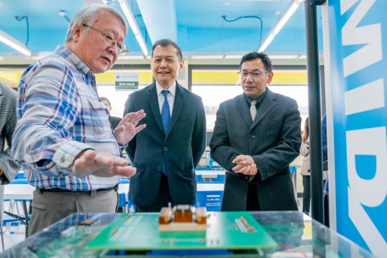 20251129141153 adb3de0c