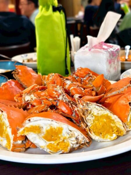 呷味鮮處女蟳|台北處女蟳天花板!蟹黃爆量、海鮮新鮮度驚人,一開桌就知道為什麼一位難求 12 圖/周含鍾