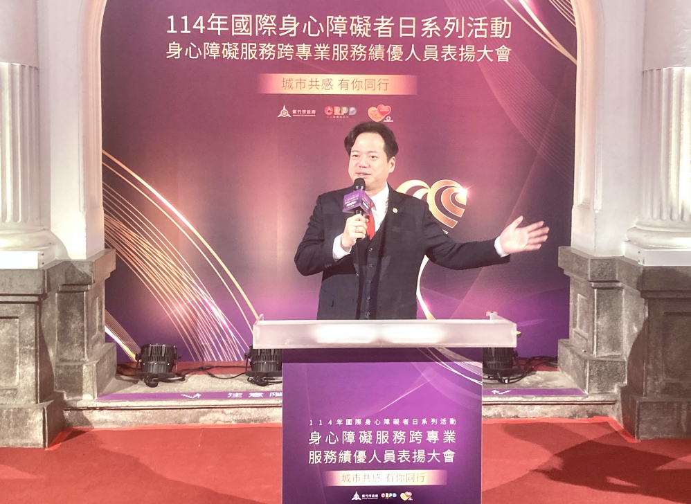 6904415E 216B 4240 8E4D F5C1E32B7940 Fotor