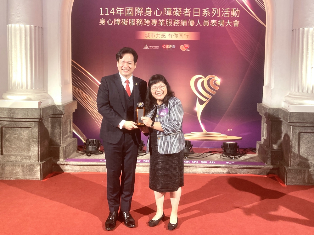 07365ED5 19F8 4956 8DFC F330BA3E2F5F Fotor