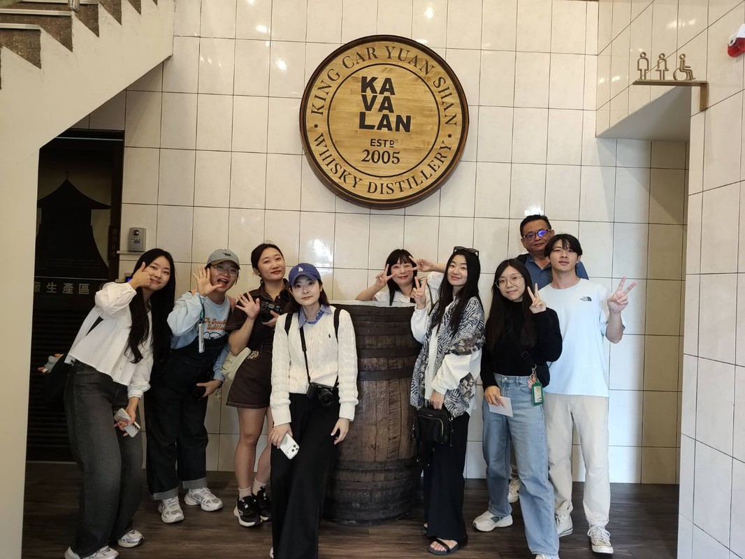 e81a43de 4dc5 49af 9877 951ac1692425 176483569471472648102842192