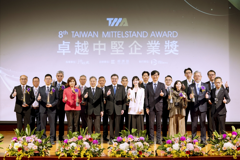 %E5%9C%96%E4%B8%80%E8%A1%8C%E6%94%BF%E9%99%A2%E5%8D%93%E6%A6%AE%E6%B3%B0%E9%99%A2%E9%95%B7%E7%B6%93%E6%BF%9F%E9%83%A8%E9%BE%94%E6%98%8E%E9%91%AB%E9%83%A8%E9%95%B7%E8%A1%8C%E6%94%BF%E9%99%A2%E6%9D%8E%E6%85%A7%E8%8A%9D%E7%99%BC%E8%A8%80%E4%BA%BA%E7%B6%93%E6%BF%9F%E9%83%A8%E7%94%A2%E6%A5%AD%E7%99%BC%E5%B1%95%E7%BD%B2%E9%82%B1%E6%B1%82%E6%85%A7%E7%BD%B2%E9%95%B7%E4%B8%AD%E8%A1%9B%E7%99%BC%E5%B1%95%E4%B8%AD%E5%BF%83%E8%AC%9D%E6%98%8E%E9%81%94%E8%91%A3%E4%BA%8B%E9%95%B7%E8%88%8714%E5%AE%B6%E5%BE%97%E7%8D%8E%E4%BC%81%E6%A5%AD%E9%80%B2%E8%A1%8C%E5%A4%A7%E5%90%88%E7%85%A7 Fotor