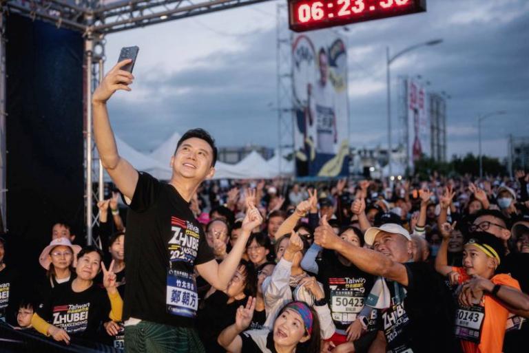 第二屆竹北半城路跑21K獲AIMS國際認證 鄭朝方邀亞青運冠軍王誠宇率去年冠軍傳承領跑 4 20251206131557 120b515e