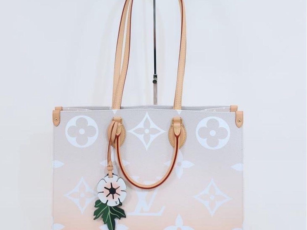 b3cfb58e b8c1 4937 8f10 114a31d7ca04 176498364100275691407402326