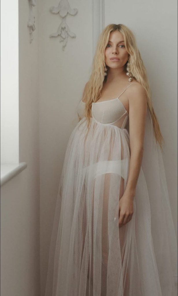 Givenchy by Sarah Burton00002 616x1024 1