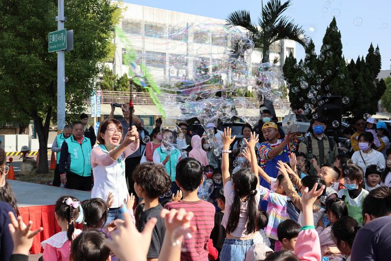 20251207184412 a645417b