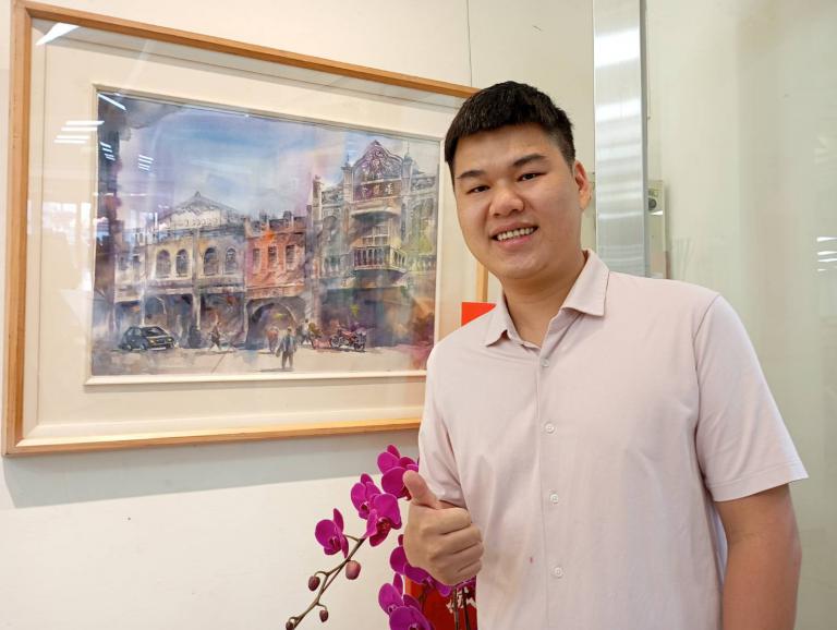 「快意揮灑同樂繪」師生聯展熱鬧登場 30年傳承與創作全力綻放 6 20251208005339 f5e64592