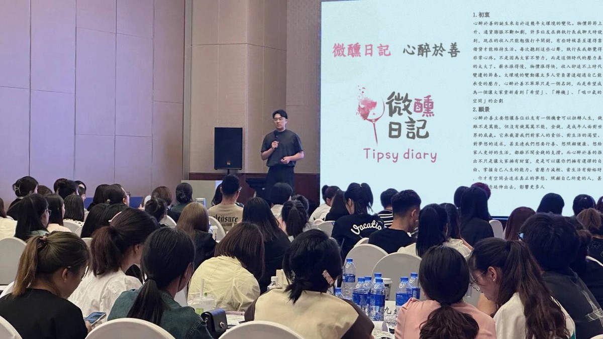 8c958785 ced1 4b67 a209 d5e27c2fed33