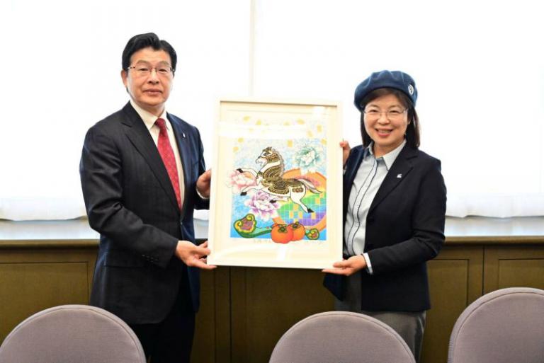 20251210175043 8d598ce2