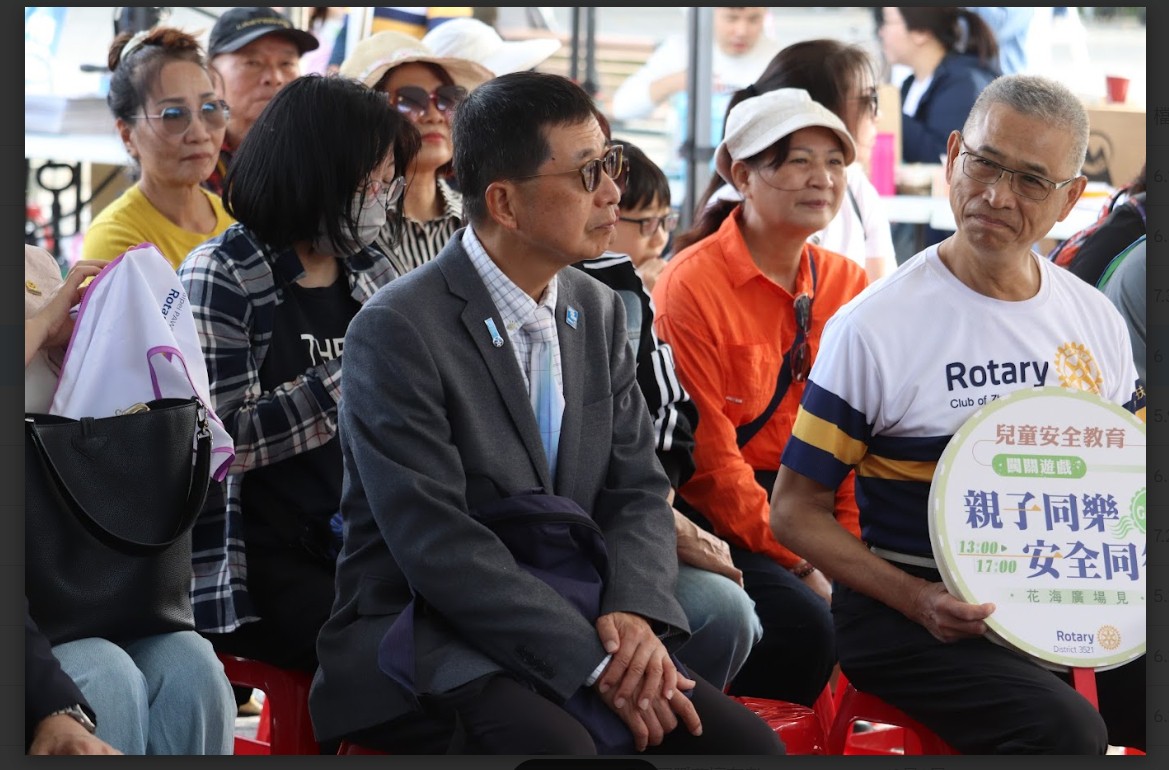 8ac99ebb c6e5 4af0 b423 f58de32551de 176551375668847758907757583