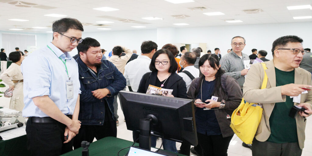 宜蘭縣長親自作刈包 攜手豬農齊挺臺灣豬 - 報新聞 Mega News R0000564 0 1024x512 1